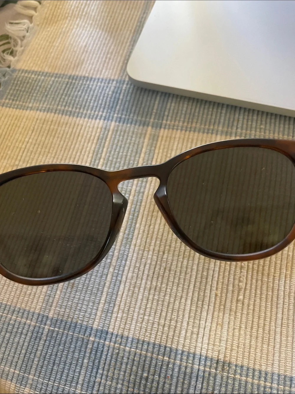 Oakley Latch Tortoise